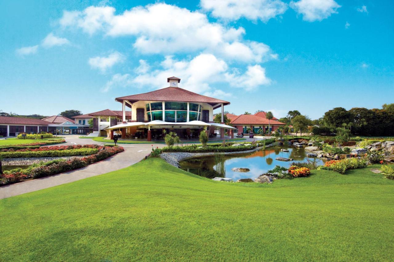 Khu nghỉ mát National Service & Country Club